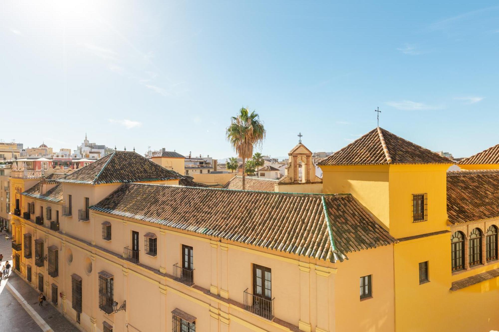 Апартаменты Balcon De La Catedral Малага Экстерьер фото